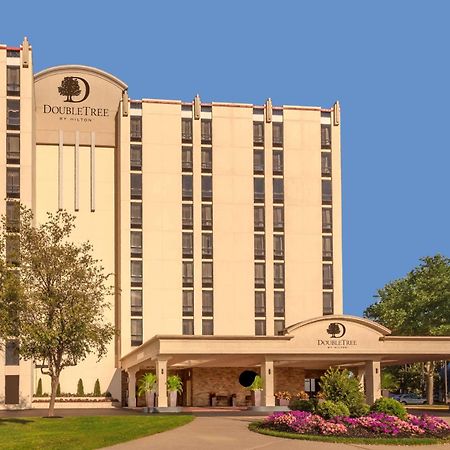 Hotel Doubletree By Hilton Philadelphia Airport Exterior foto