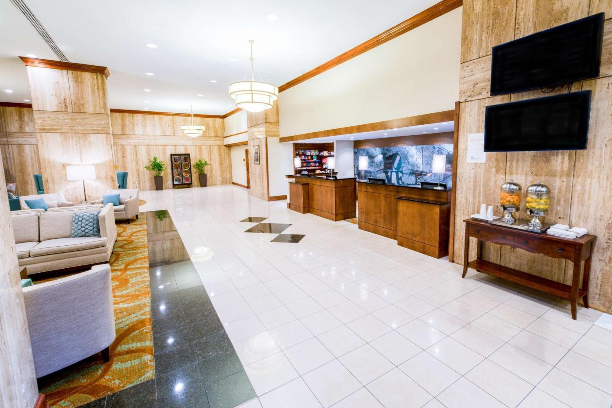 Hotel Doubletree By Hilton Philadelphia Airport Exterior foto